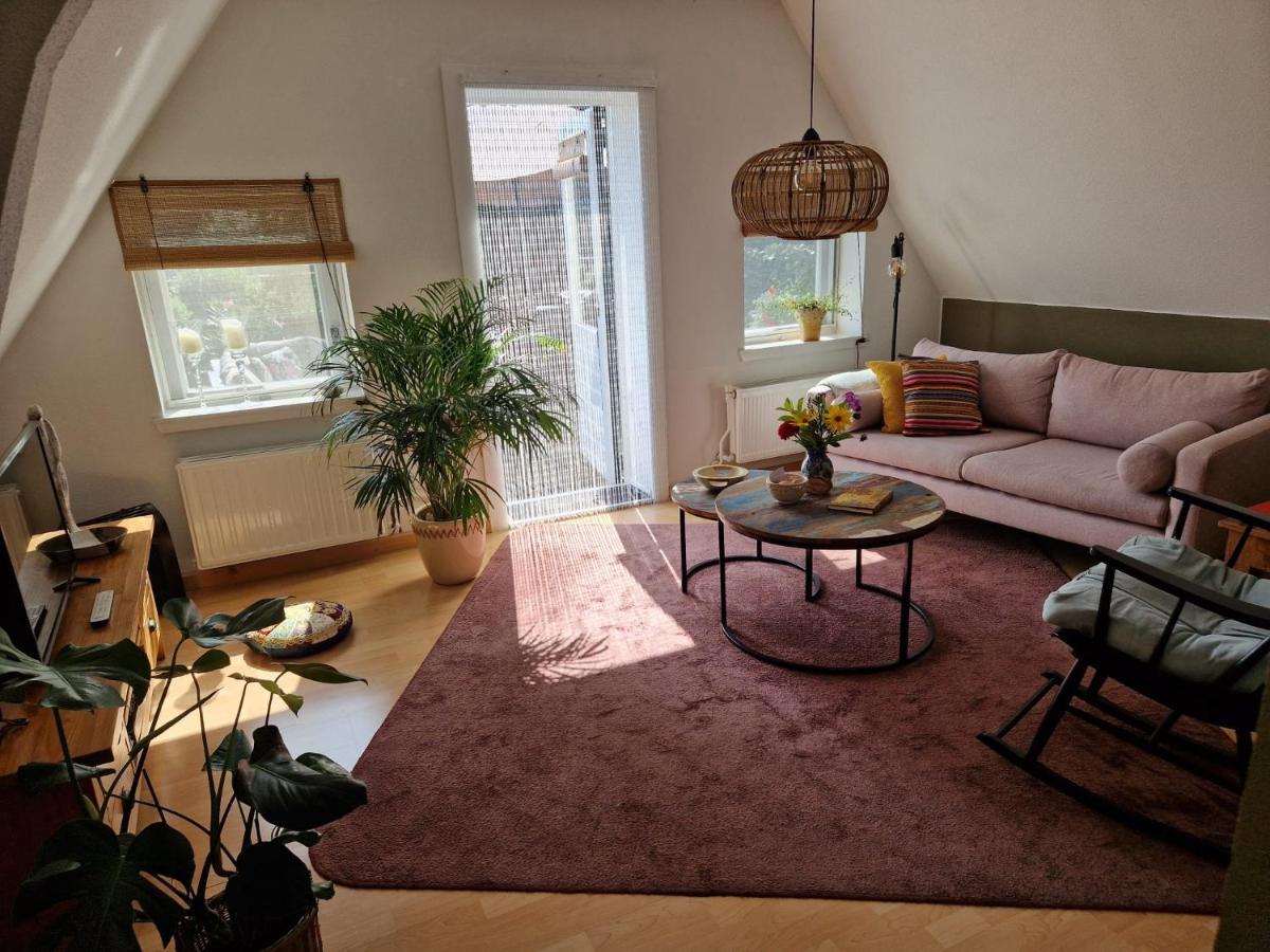 Zonnig Appartement Maasbommel. Esterno foto
