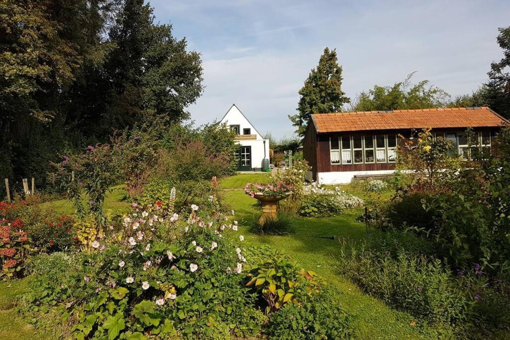 Zonnig Appartement Maasbommel. Esterno foto